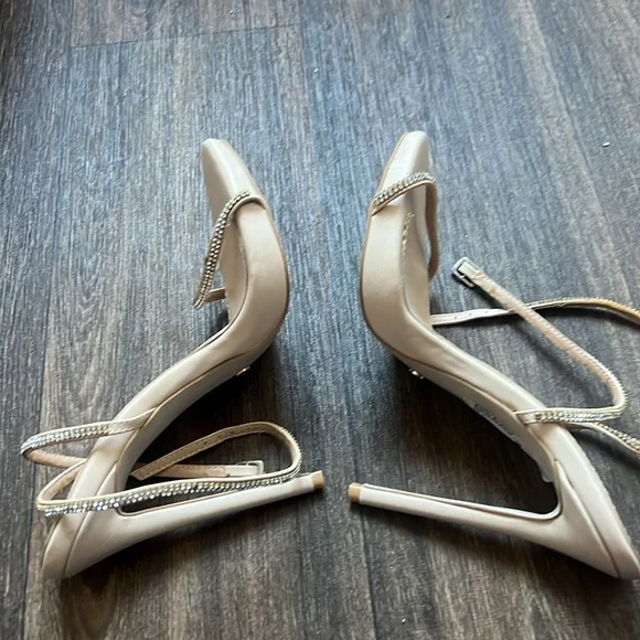 Meshki Hailey Patent Strap Heel - Picture 6 of 7